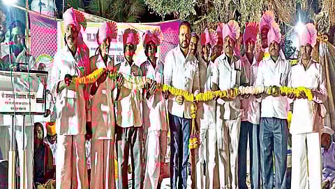 खटाव : मी माणचे नाही, शरद पवारांचे राजकारण नासवलंय