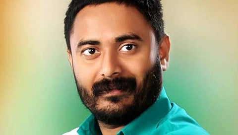 स्वाभिमानीतून हकालपट्टी केलेले आमदार देवेंद्र भुयार राष्ट्रवादीच्या वाटेवर