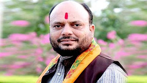 Gulabrao Patil : मंत्री गुलाबराव पाटील म्हणाले, “तुम्ही पहिलवान तर…”