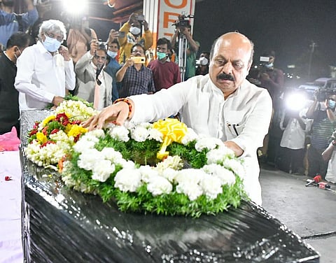 युक्रेनमध्ये ठार झालेल्या नवीनला कर्नाटकातील त्याच्या मूळ गावी दिला अखेरचा निरोप