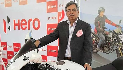 ‘हिरो मोटोकॉर्प’चे चेअरमन पवन मुंजाल यांच्या निवासस्थानासह ऑफीसवर आयकर विभागाचे छापे