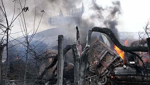 Ukraine conflict : युक्रेनमधील पाच शहरांत तात्पुरता युद्धविराम, नागरिकांच्या सुरक्षिततेसाठी मानवतावादी कॉरिडॉर केला खुला