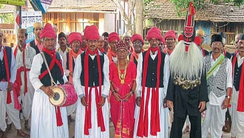 गुहागर : कोकणी शिमगोत्सवात संकासुराची धूम; आधुनिक जगात कोकणची लोककला कायम