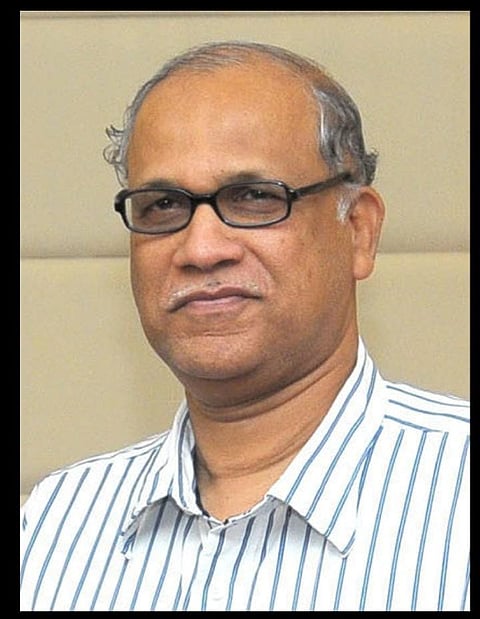 Goa Election Update : मडगावतून दिगंबर कामत आघाडीवर