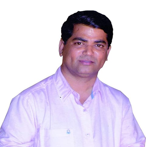 Goa Election Update : बाबू कवळेकर पिछाडीवर, सावित्री कवळेकर आघाडीवर