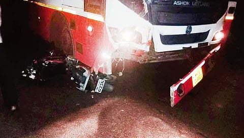 परभणी : एसटी-दुचाकीच्या भीषण अपघातात ३ जणांचा मृत्यू; २ गंभीर जखमी