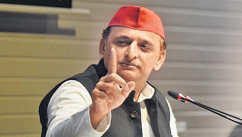 Akhilesh resigned : अखिलेश यादव २०१९ मधील चूक टाळणार?, आता ‘फाेकस’ युपी!