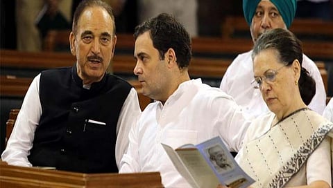 काँग्रेसच्या अंतर्गत यादवीने वाढता दबाव, सोनिया गांधी गुलाम नबी आझादांची भेट घेण्याची शक्यता