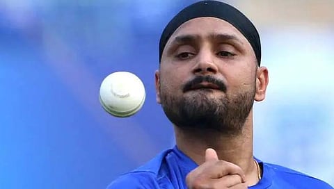 Harbhajan Singh : हरभजन सिंगसह ‘या’ क्रिकेटपटूनी सुद्धा गाजवलंय राजकारणाचे मैदान