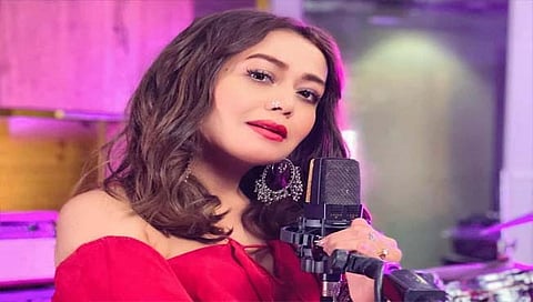 Neha Kakkar : नेहा कक्करच्या नव्या गाण्याचा सोशल मीडियावर धुमाकूळ