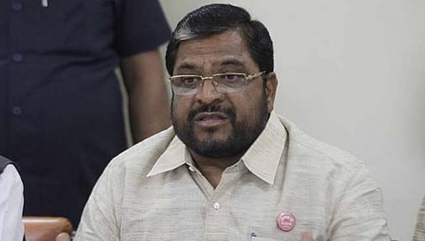 तर रस्त्यावरील संघर्ष अटळ, एफआरपी दोन टप्प्यात देण्यावरून राजू शेट्टींचा निर्वाणीचा इशारा