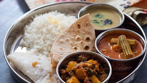 राईस प्लेटसह वडापावही महागला, गॅस, खाद्यतेलाच्या भाववाढीचा फटका