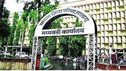 सातारा: माण तालुक्यातील पाच तलाठी निलंबित