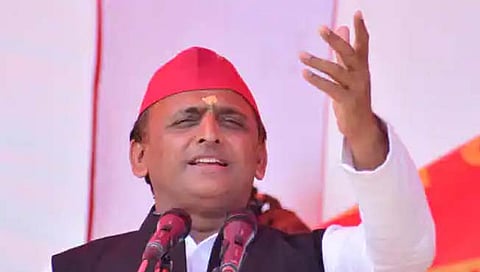 UP Exit Poll : ‘द पॉलिटिक्स’च्या एक्झिट पोलने अखिलेश यांच्या चेहर्यावर फुलवले हास्य