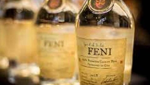 काजूबोंडे, मोहाफुले यांपासून उत्पादित केलेल्या मद्याची वर्गवारी “देशी मद्य” याऐवजी “विदेशी मद्य”