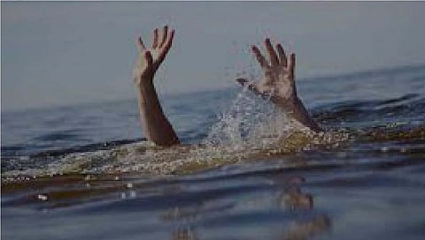 धुळे : मासेमारीसाठी टाकलेल्या जाळ्यात अडकून मच्छीमाराचा मृत्यू