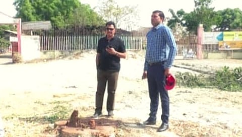 गंगाखेड-परळी राष्ट्रीय महामार्गावरील वृक्षतोडीने सिने अभिनेते सयाजी शिंदे भावूक!