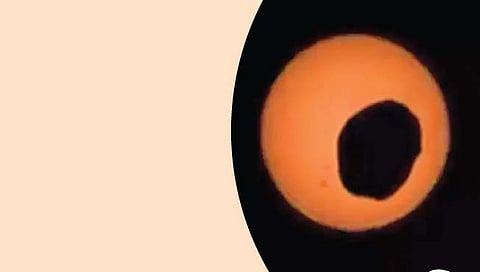 मंगळावर कसे होते सूर्यग्रहण?