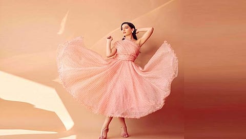 Nora Fatehi : ‘दिलबर गर्ल’ नोरा फतेहीच्या दिलकश अदा