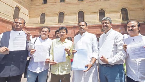 महाराष्ट्रात केंद्रीय पथक पाठवा!