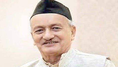 राज्यपालनियुक्त आमदारांच्या यादीतून राजकीय नावे वगळणार