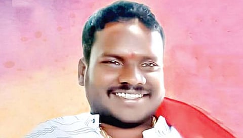 सोलापूर : वैराग येथे युवकाचा भरदिवसा खून