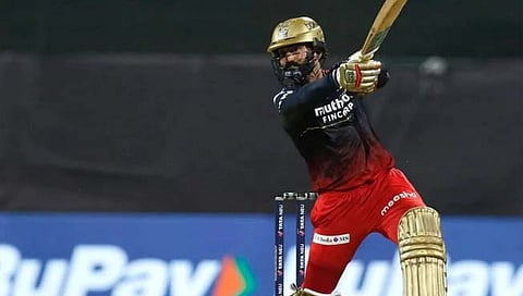 संजय मांजरेकर : आगामी टी-20 वर्ल्डकपसाठी कार्तिकला संधी मिळणे अवघडच