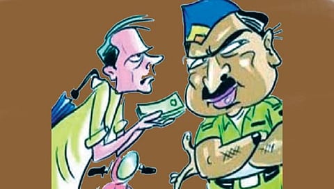 कोल्हापूर : पंटरच पोलिसांचे ‘कारभारी’! कमाई… इकडूनही अन् तिकडूनही…