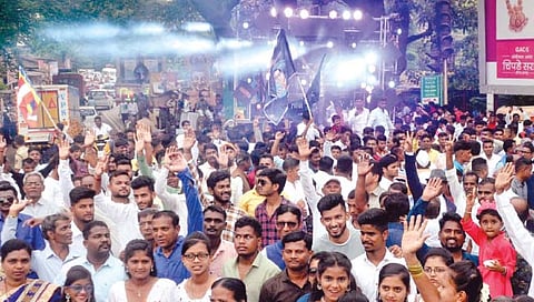 कोल्हापूर : भीमसागर; डॉ. बाबासाहेब आंबेडकर यांच्या जयंतीनिमित्त ठिकठिकाणी मिरवणुका