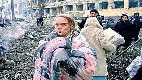 Russia Ukraine war : युक्रेनच्या बुचा शहरात मृतदेहांचा खच