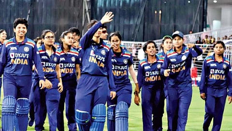 Indian women’s team : गरज नव्या टीम इंडियाची