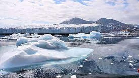 Plastic pollution : आर्क्टिकमधील प्लास्टिक प्रदूषणही आता झाले गंभीर