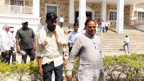 तहसीलदार मारहाण प्रकरण : माजी कृषीमंत्री डॉ. बोंडेंना तीन महिन्यांची शिक्षा