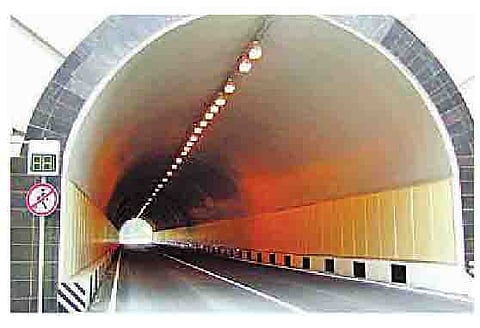 बोगद्यांची निर्मिती हाच वाहतुकीवर चांगला पर्याय; तोच प्रगतीचा मार्ग