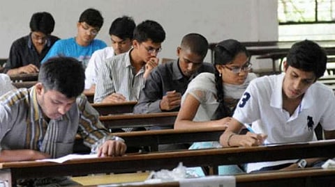 CBSE Term 2 परीक्षेसाठी प्रवेशपत्र कसे डाउनलोड करावे? जाणून घ्या अधिक