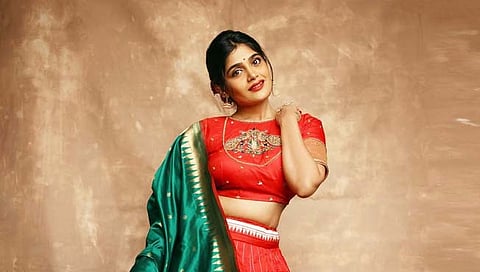 Isha Keskar : माझ्या नवऱ्याची बायको फेम ईशा नव्या लूकमध्ये (video)