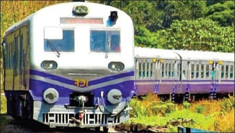 नवी दिल्ली : ‘अग्निपथ’ विरोधातील आंदोलनात रेल्वेची झाली एक हजार कोटी रुपयांची संपत्ती खाक