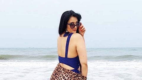Sai Lokur : गोव्याच्या किनाऱ्यावर सईचा बोल्ड बिकिनी अवतार ?