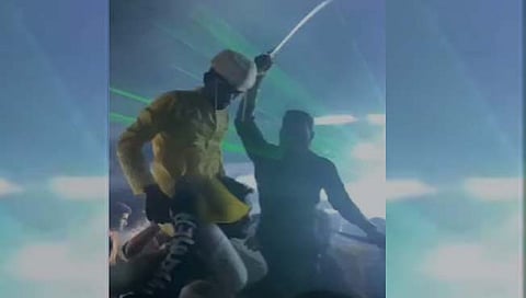 औरंगाबाद : लग्न झालेला मित्र हनिमूनला अन् लग्नात तलवार नाचवणारा कोठडीत