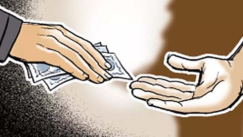 नगर : पैसे घेतल्याशिवाय काम होत नाही ! वेतन पथक अधीक्षक कार्यालयात अनागोंदी