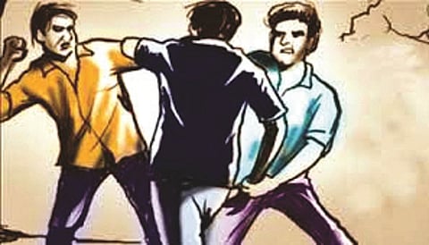 नगर: विद्यार्थ्यांच्या दोन गटामध्ये महाविद्यालयात राडा!