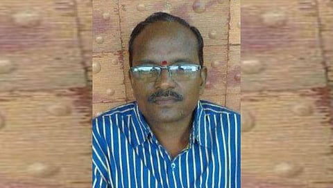 गडचिरोली : अज्ञात वाहनाच्या धडकेत मुख्याध्यापक ठार, शिक्षक जखमी