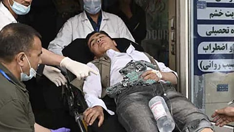 काबूलमध्ये शाळेत बॉम्बस्फोट, २५ विद्यार्थी ठार