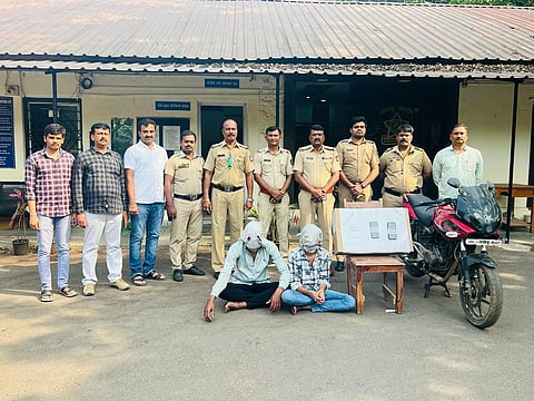 Carla: Two arrested for robbing tourists