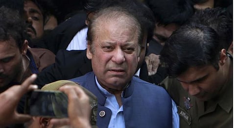 पाकिस्तानचे माजी पंतप्रधान नवाझ शरीफ यांच्यावर इम्रान खान समर्थकाचा लंडनमध्ये हल्ला