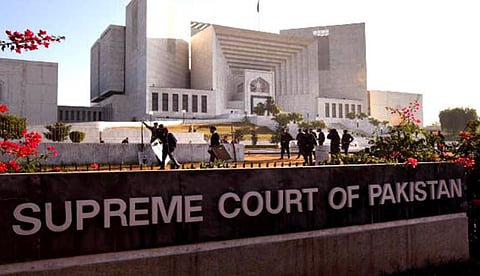 Pakistan SC : इम्रान खान सरकारविराेधात विरोधकांची सुप्रीम कोर्टात धाव, विशेष खंडपीठासमाेर हाेणार सुनावणी