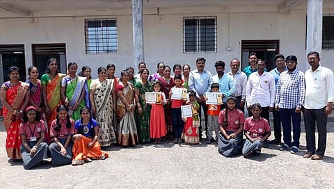 ‘आयक्यु टेस्ट’चा बक्षीस वितरण समारंभ उत्साहात; दै.’पुढारी’ प्रयोग सोशल फाऊंडेशन, ‘गोमटेश’ स्कूलचा उपक्रम