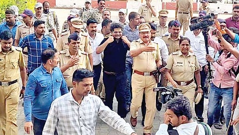 Kolhapur : अॅड. गुणरत्न सदावर्ते कोल्हापूर पोलिसांच्या ताब्यात, आज कोर्टात हजर करणार