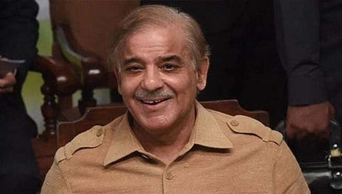 इम्रान खाननंतर पंतप्रधानपदासाठी चर्चेत आलेले शाहबाज शरीफ कोण आहेत ?