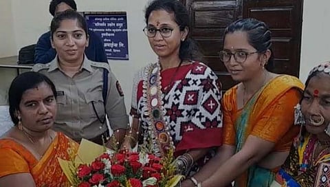 सुप्रिया सुळे : ‘सुट्टीला दुबईला न जाता अजिंठा, वेरुळला जा अन् कपडे सोलापूरचे घाला’